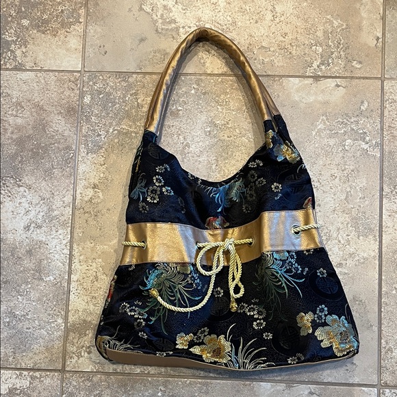 Handbags - Elegant Floral Women's Bag in Black and Gold